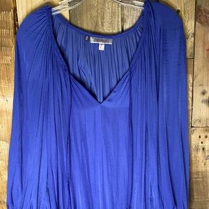Jennifer Lopez royal blue blouse